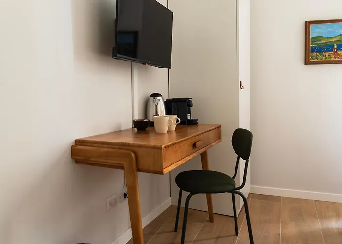 Youhosty - Ticinese 3 Apartment