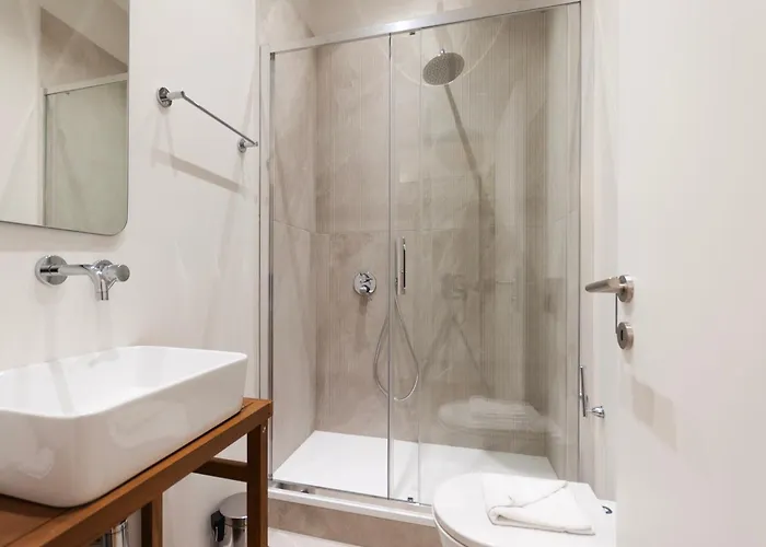 Youhosty - Ticinese 3 Apartment Milan